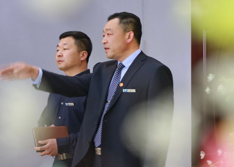 白主任5555.jpg