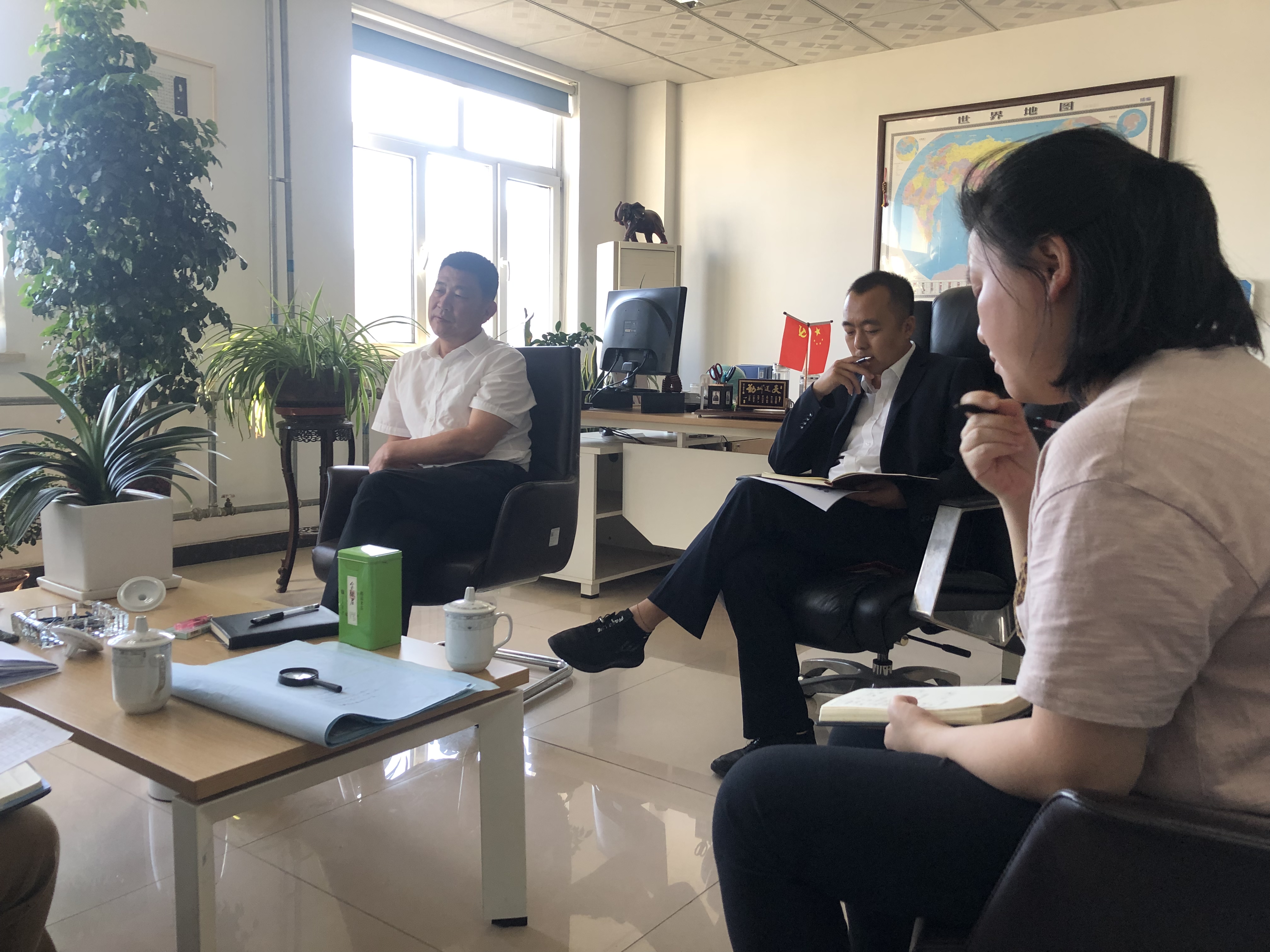 多方协调形合力 寻找建会突破口 市总工会积极协调推动保安员建会入会（9.24）3.jpg